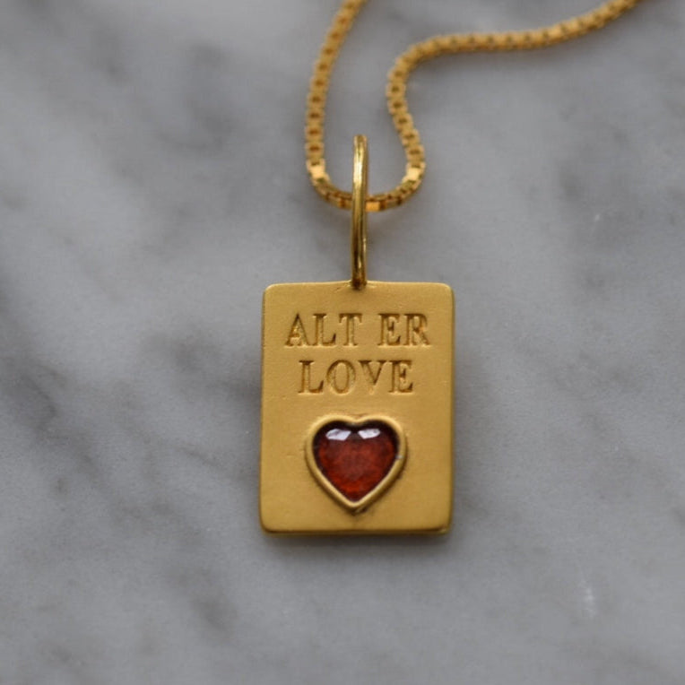 Alt er love